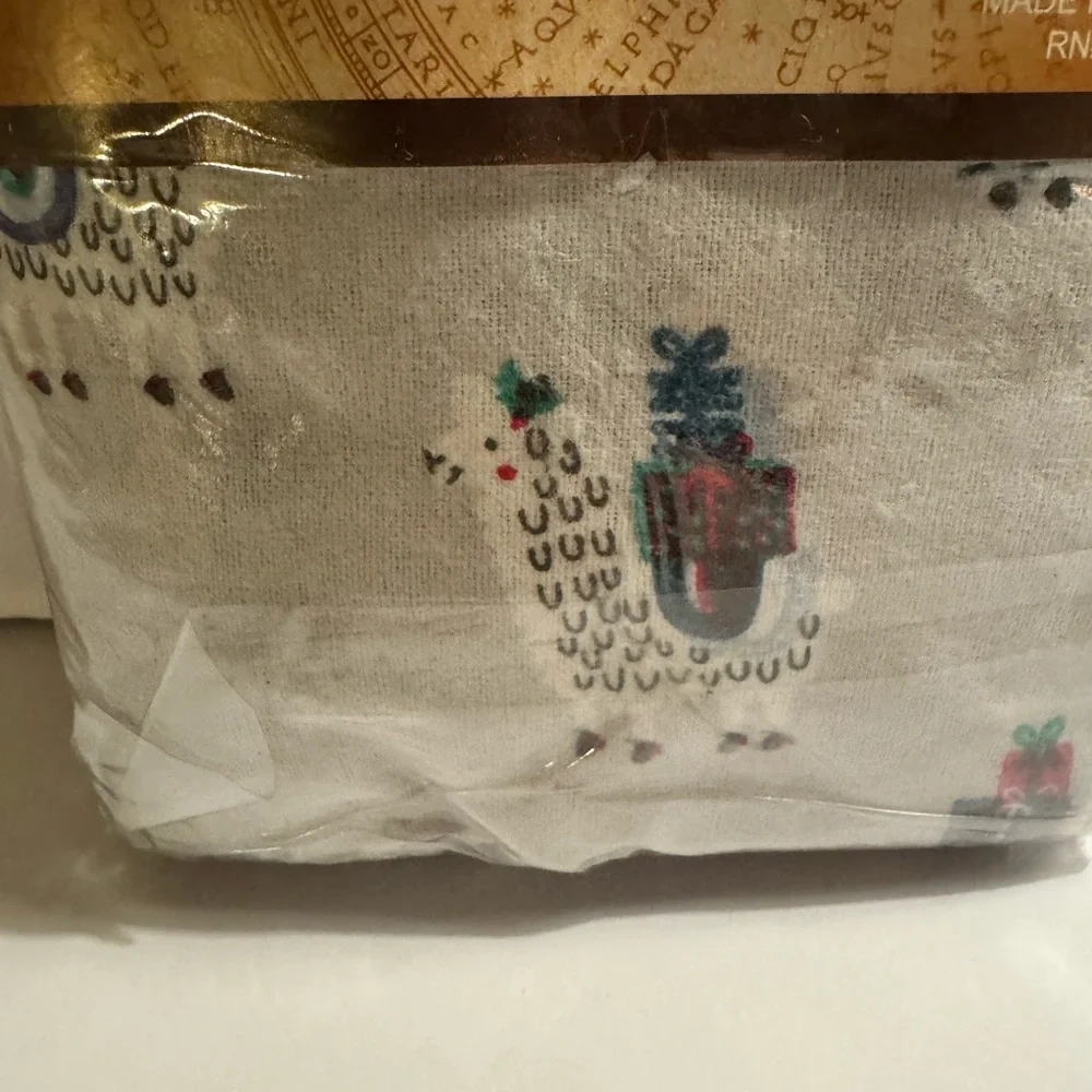 Homebound Flannel Christmas Llama Standard Pillow Cases One Pair New In Package